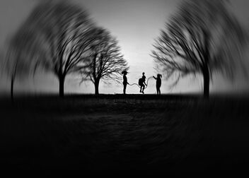 Friendship, like love, requires a lot of effort, attention, consistency, above all it requires knowing how to offer what is dearest in life: time! By Catherine Deneuve - image gratuit #468869